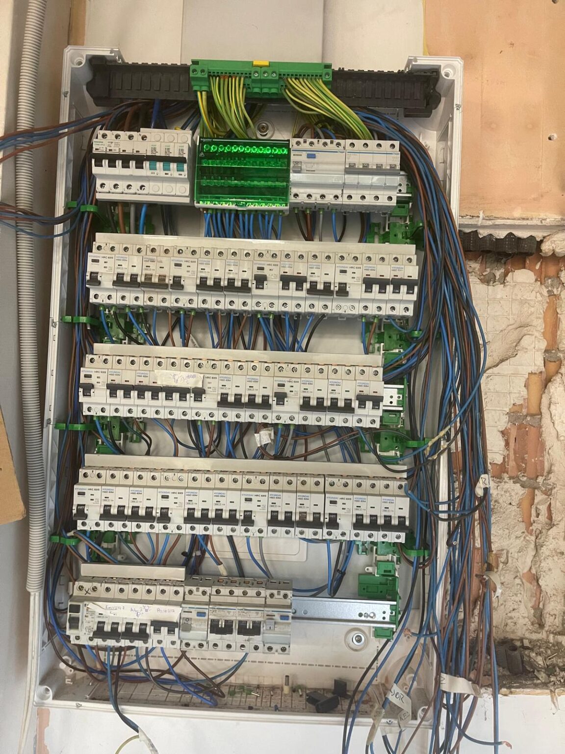 Instalación de calderas de condensación y termos eléctricos en Barcelona
